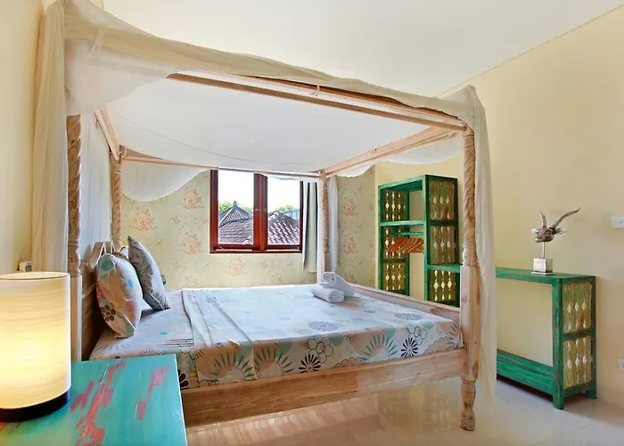Legian Beach Villas 3*