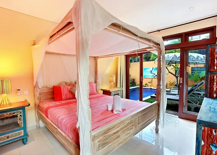 Legian Beach Villas 3* Легиан