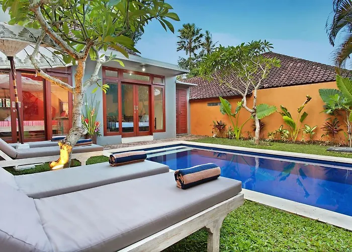 Legian Beach Villas 3* Легиан