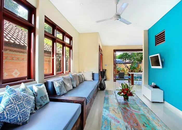 Отель Legian Beach Villas Легиан