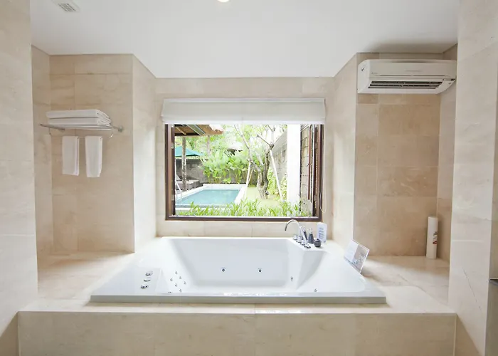 Legian Beach Villas Отель Легиан