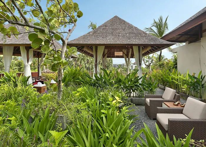 Legian Beach Villas Легиан