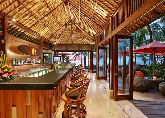 Отель Legian Beach Villas Легиан