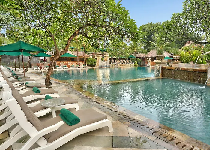 Legian Beach Villas Отель