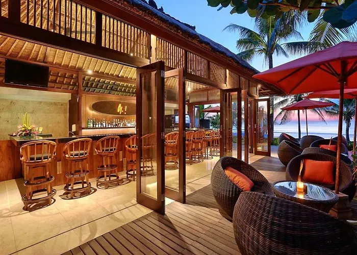 Отель Legian Beach Villas